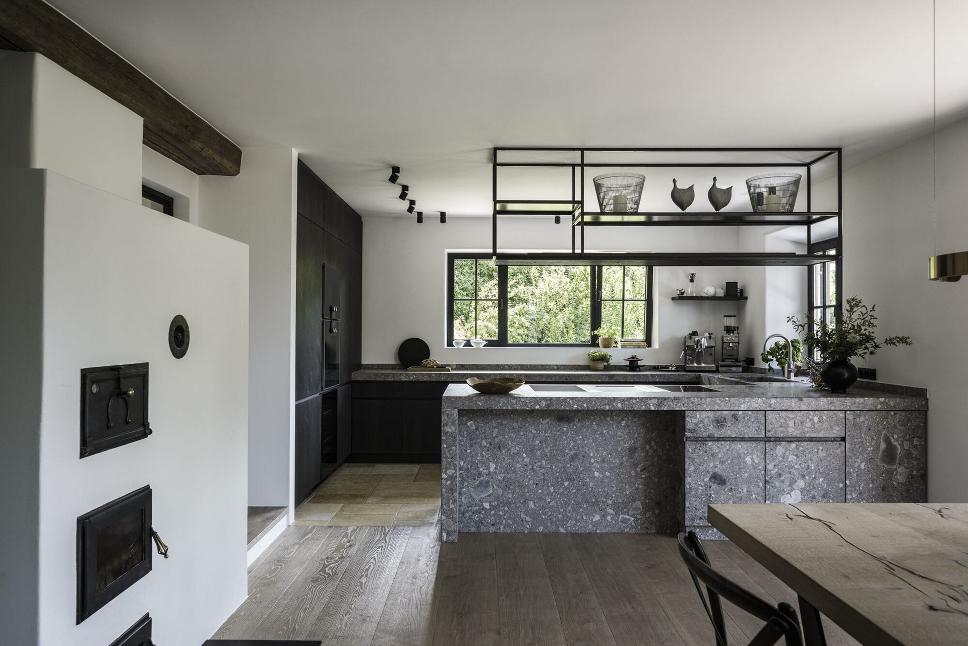 Schreinerei, Innenarchitektur, Boden, Küche, Design, München, Architektur, Interior Design, Tegernsee, Bad hochwertig, edel, maßangefertigt, Handwerk, Familienunternehmen, Luxuriös